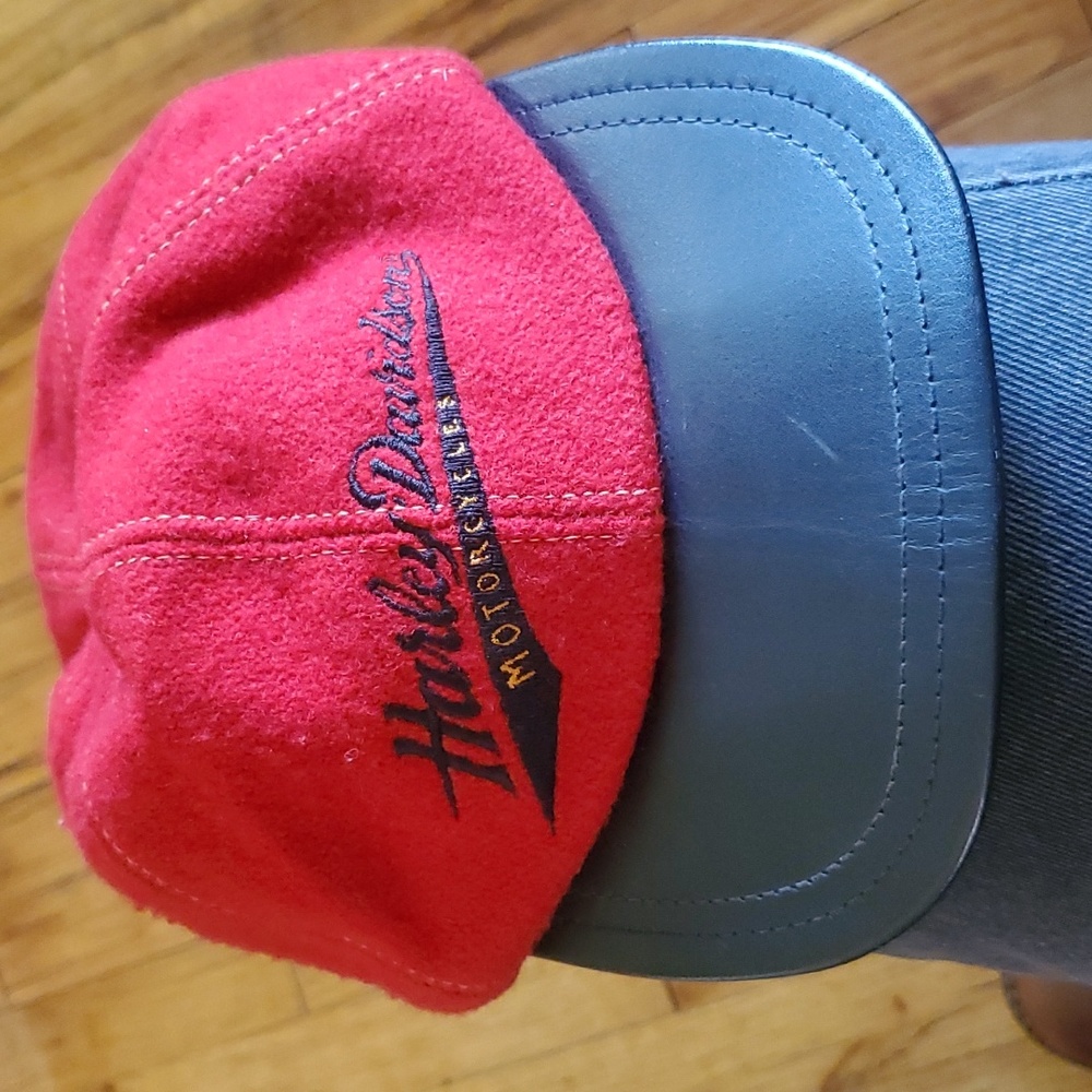 Vintage Harley Davidson Red and black wool hat with adjustable strap